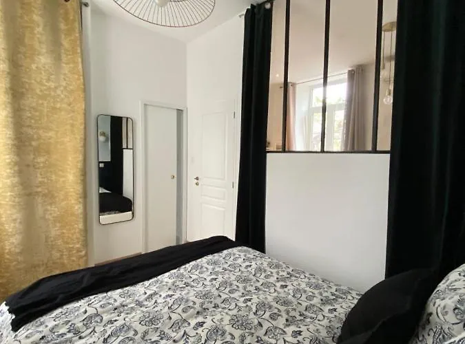 La Dandy - Beau T2 -terrasse, Parking Gratuit, Climatisation *