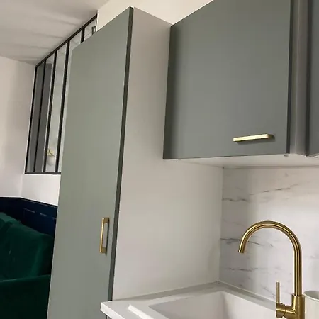 Apartment La Dandy - Beau T2 -terrasse, Parking Gratuit, Climatisation