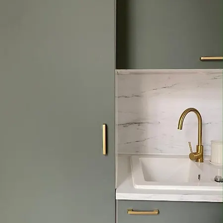 La Dandy - Beau T2 -terrasse, Parking Gratuit, Climatisation Apartment *